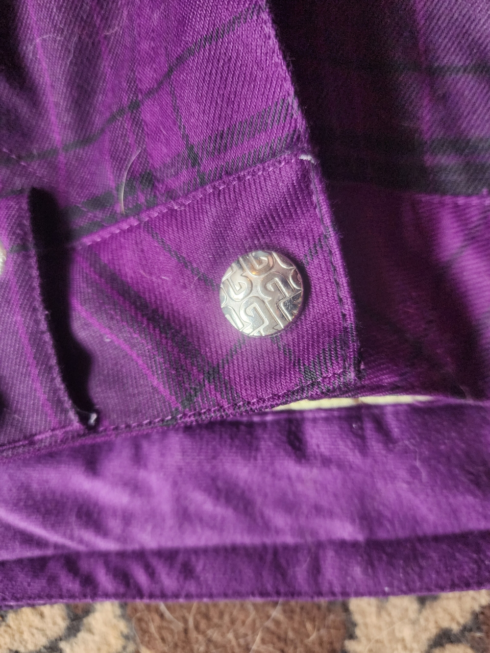Stylish Burton Snow Pants - Picture 3 of 4
